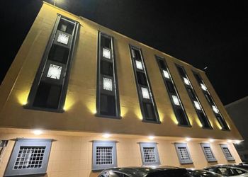 استديو هادئ بسرير ماستر 