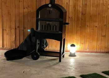 كوخ ريفي بإطلالة على الجبل 