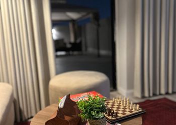 استديو بسطح خاص ودخول ذاتي