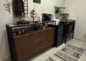 شقة بغرفة معيشة وغرفة نوم 