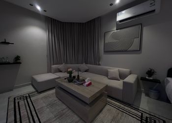 استديو بسرير ماستر وجلسة جانبية