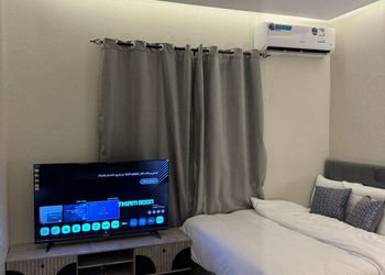 استديو بسرير ماستر