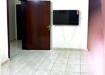 شقة بغرفه نوم وصالة 