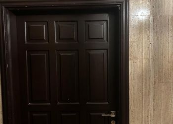 استديو بسرير ماستر وجلسة جانبية