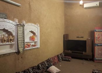 مزرعة بطراز شعبي وملحق خارجي