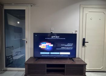 استديو بسرير ماستر وجلسة خارجية 