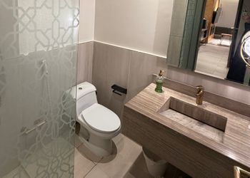شاليه بجلسة خارجية وأجواء ممتعة 