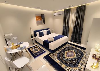 استديو بسرير ماستر
