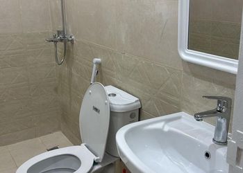 استديو بسرير ماستر وجلسة جانبية