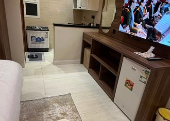 استديو هادئ بسرير ماستر