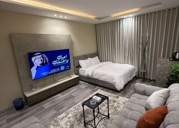 استديو هادئ بسرير ماستر 