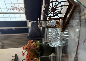 استديو بأثاث مريح وبسيط 