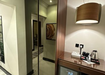 استديو هادئ بدخول ذاتي 