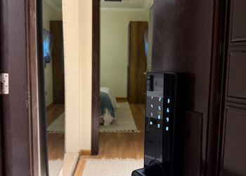 استديو بسرير ماستر  ودخول ذاتي 