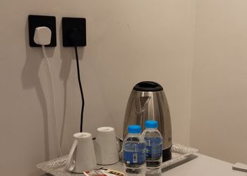 استديو بسرير ماستر وجلسة جانبية