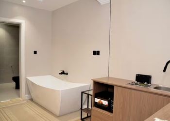 شقة بغرفه نوم وصالة 