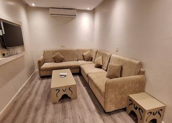 شقة بصالة وغرفتين نوم 