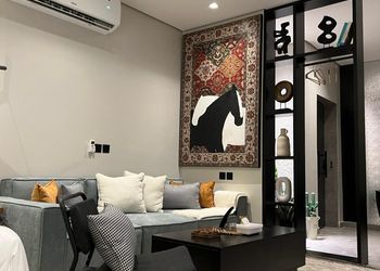 استديو بتصميم أنيق ودخول ذاتي