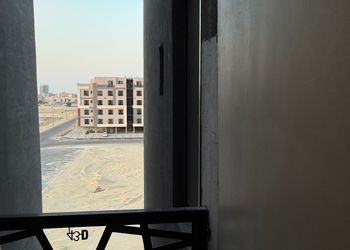 شقة بغرفتين نوم وصالة 