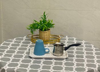 استراحة بركن شواء ومسطح اخضر