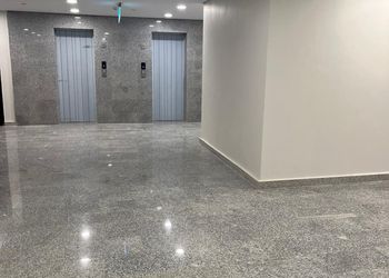 شقة بغرفة معيشة وغرفة نوم 