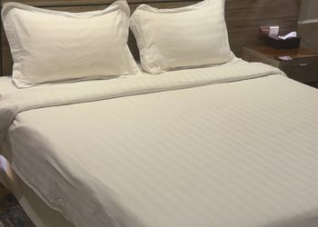 استديو هادئ بسرير ماستر 
