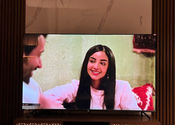 شقة بصالة مريحة وغرفة نوم 