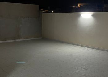 شقة بغرفتين نوم وصالة