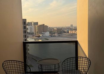 استديو باطلاله على البحر