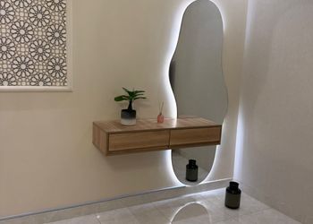 استديو هادئ بسرير ماستر