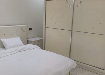 استراحة بمدخل مستقل  و سرير ماستر 