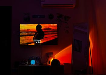 استديو بأثاث مريح وبسيط 
