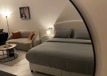 استديو بسرير ماستر