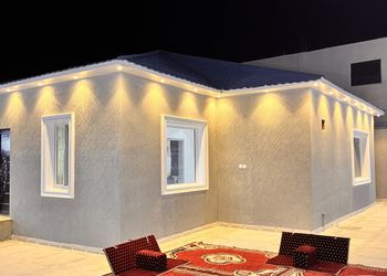 استراحة بجلسة خارجية ومجلس 