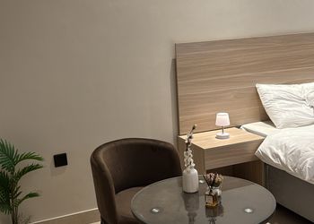استديو بسرير ماستر  ودخول ذاتي 