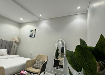 استديو بسرير ماستر وأثاث مريح