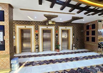 استديو بثلاث اسره فردية