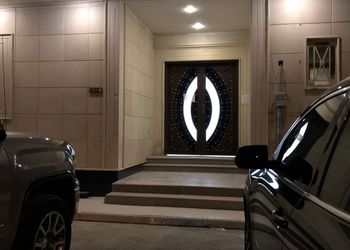 شقة بصالة انيقة وتصميم هادئ