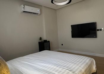 استديو بسرير ماستر ودخول ذاتي