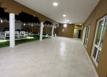 استراحة بمسطح اخضر