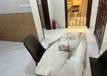 استديو بسرير ماستر 