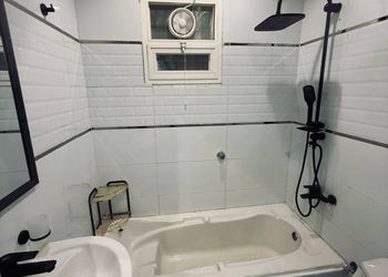 استديو بسرير ماستر وجلسة جانبية 