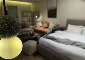 استديو بسرير ماستر
