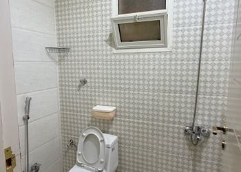 استديو هادئ بدخول ذاتي 