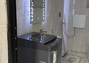 شقة بغرفه و صاله فاخره دخول ذاتي