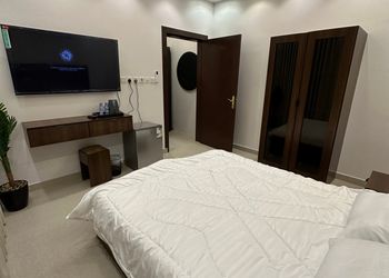 استوديو بدخول ذاتي 