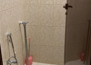 استديو بسرير ماستر وجلسة جانبية