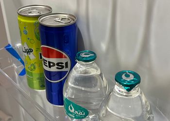استديو بسرير ماستر وجلسة جانبية 