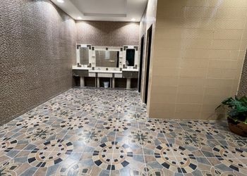 استراحة بمسطح اخضر و العاب اطفال