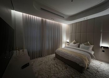 شقة بتصميم فاخر و دخول ذاتي 